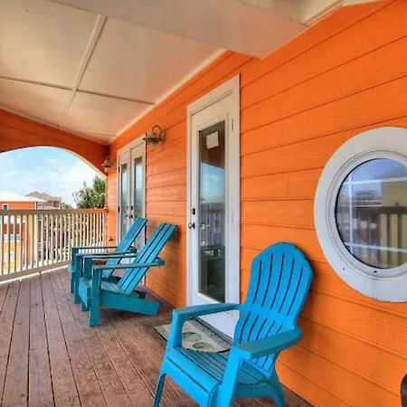 7 Bedroom Home Steps To The Beach With 4 Patios And Pool! Sleeps 20 Port Aransas Eksteriør billede