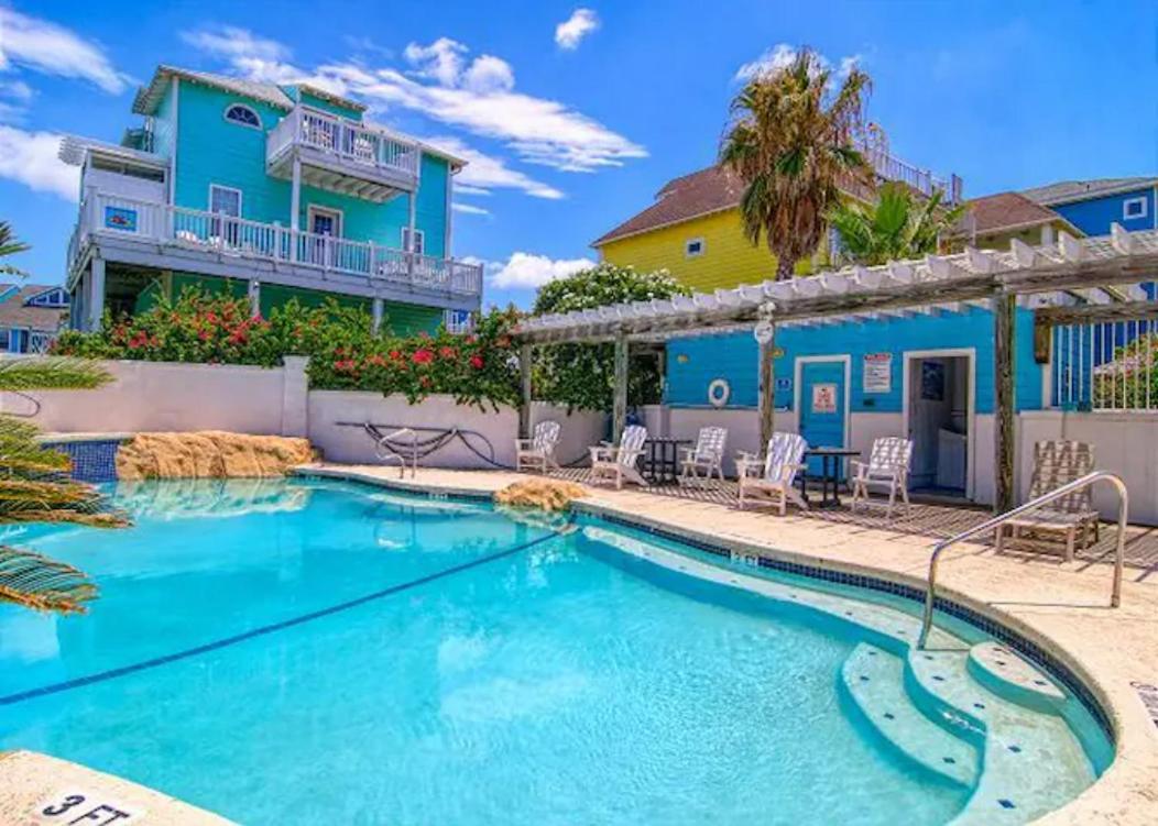7 Bedroom Home Steps To The Beach With 4 Patios And Pool! Sleeps 20 Port Aransas Eksteriør billede