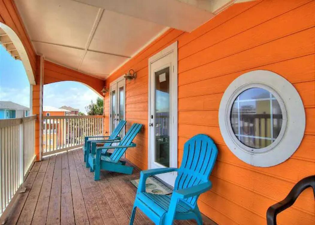 7 Bedroom Home Steps To The Beach With 4 Patios And Pool! Sleeps 20 Port Aransas Eksteriør billede