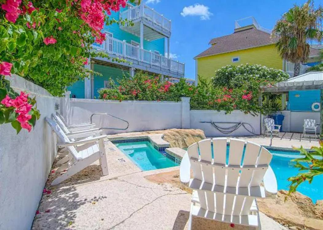 7 Bedroom Home Steps To The Beach With 4 Patios And Pool! Sleeps 20 Port Aransas Eksteriør billede